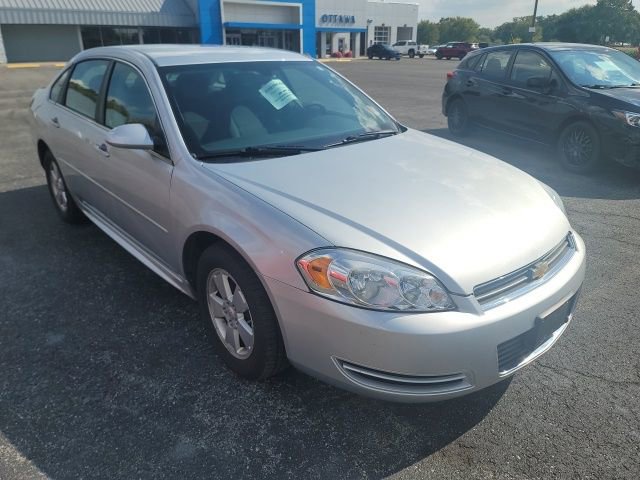2011 Chevrolet Impala LS photo 3