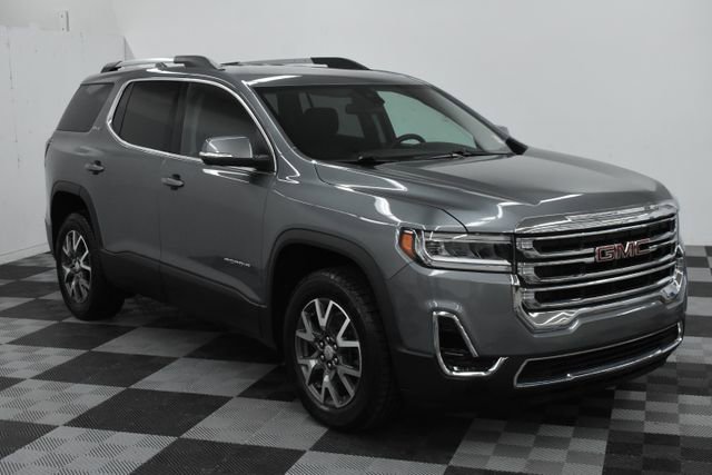 2022 GMC Acadia SLE's photo