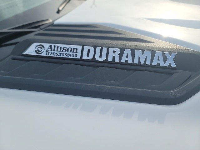 2025 Chevrolet Silverado 2500HD LT photo 4