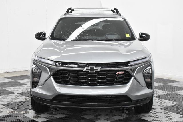 2025 Chevrolet Trax photo 3
