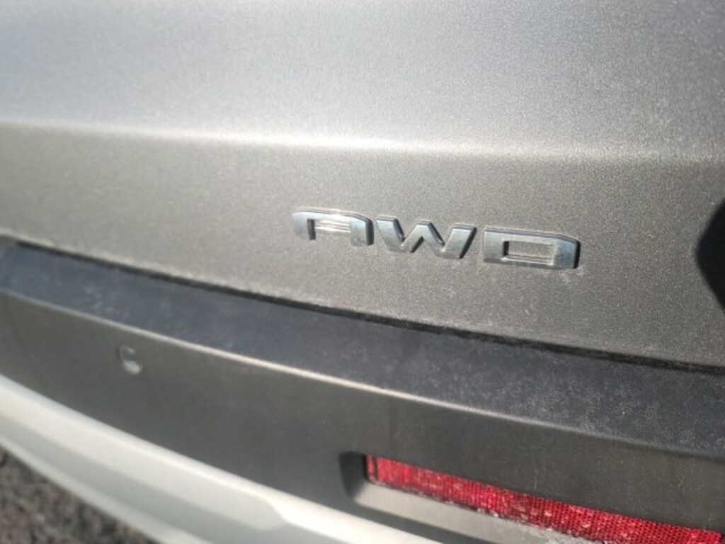 Used 2022 GMC Acadia SLE SUV