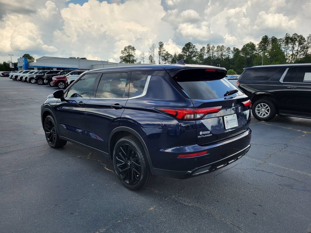 Used 2022 Mitsubishi Outlander Black Edition SUV