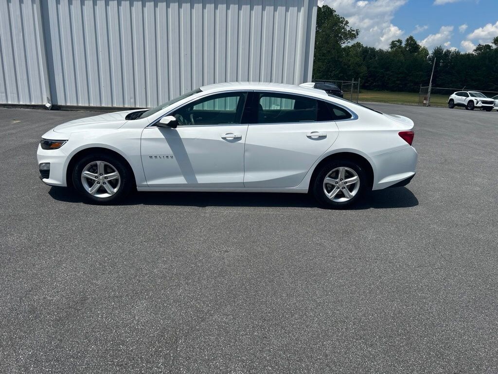 Used 2024 Chevrolet Malibu LT Sedan