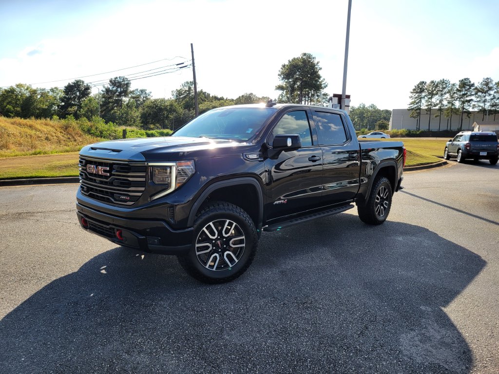 Used 2023 GMC Sierra 1500 AT4 Truck