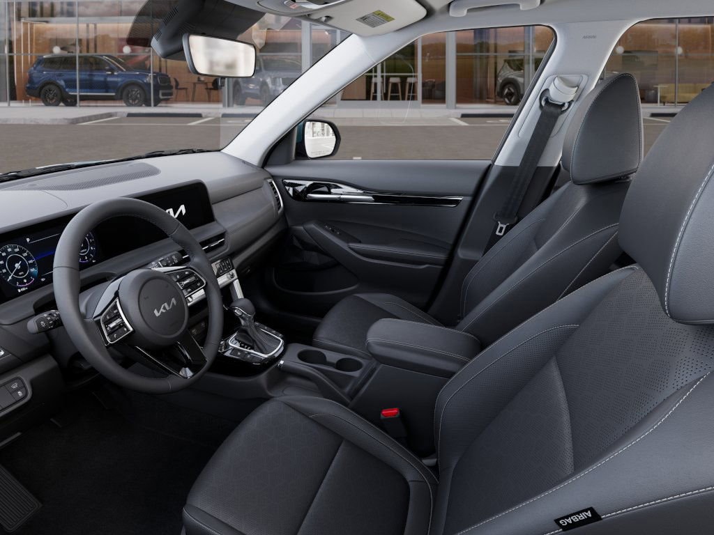 2025 Kia Seltos EX - Photo 17