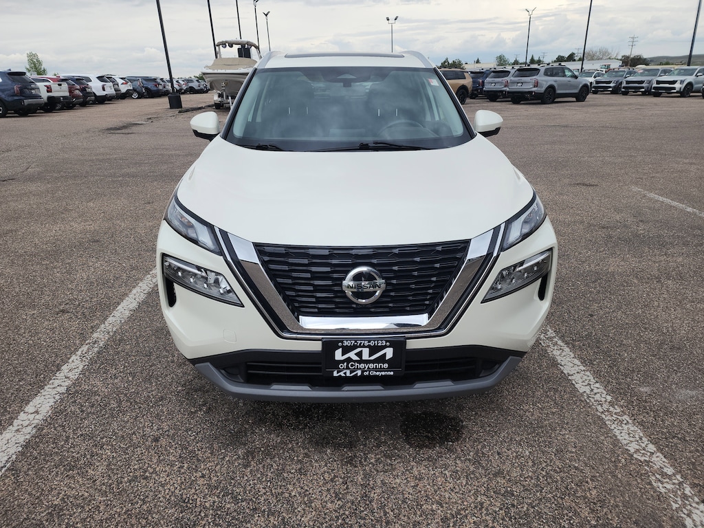 Used 2021 Nissan Rogue SV SUV