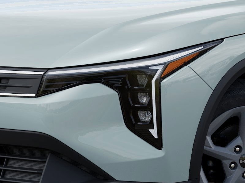 2025 Kia K4 LXS - Photo 10