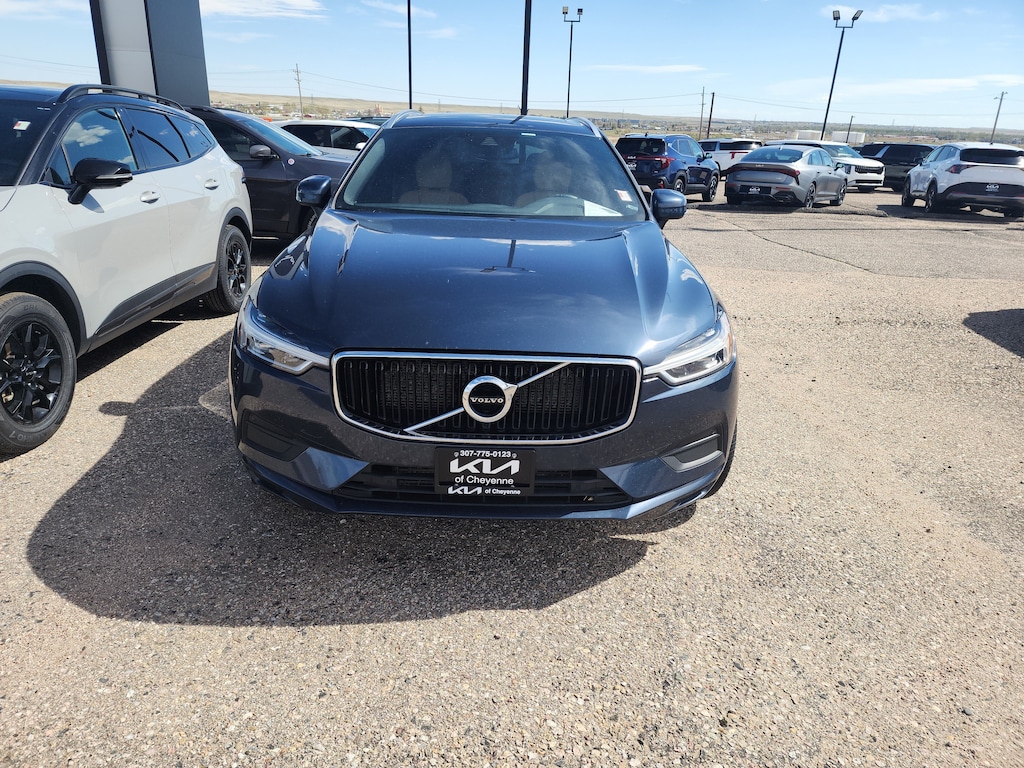 Used 2020 Volvo XC60 T6 Momentum SUV