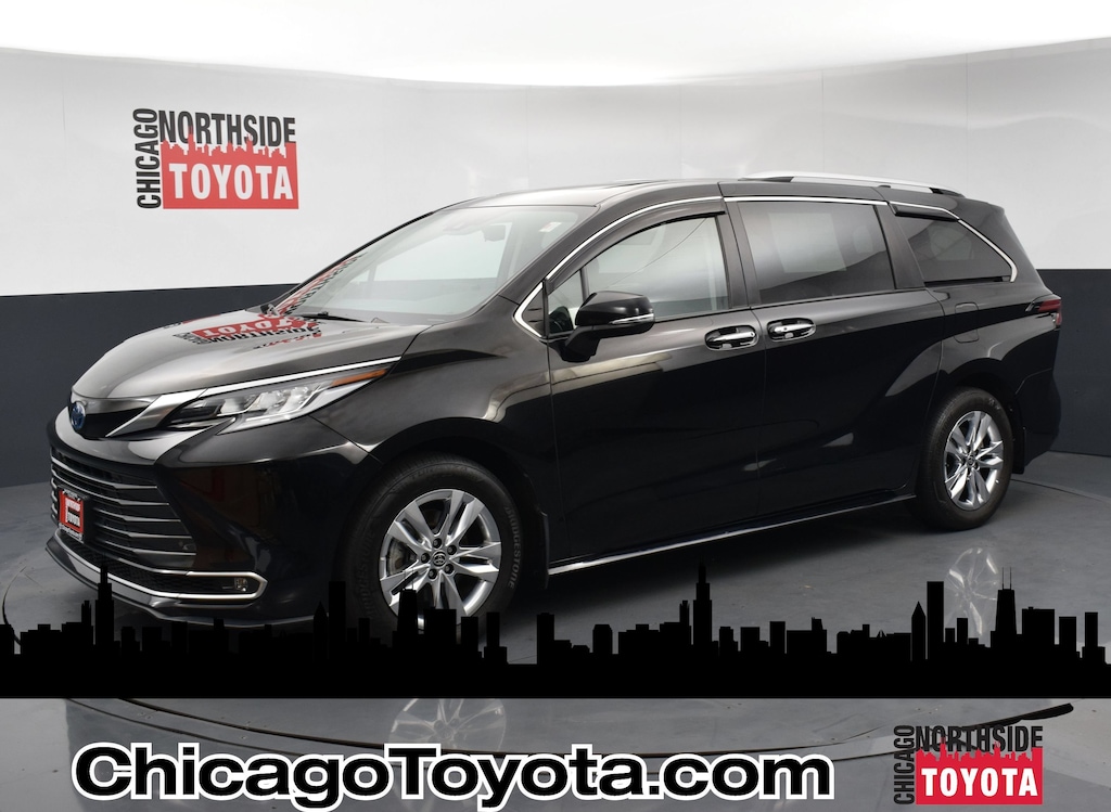 Used 2023 Toyota Sienna Limited Mini-van, Passenger