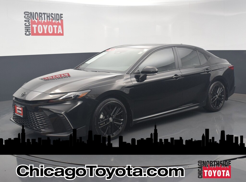 Used 2025 Toyota Camry SE Car
