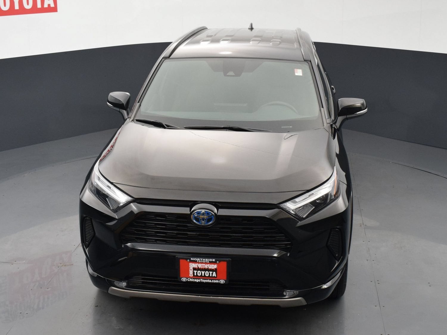 2024 Toyota RAV4 SE - Photo 22