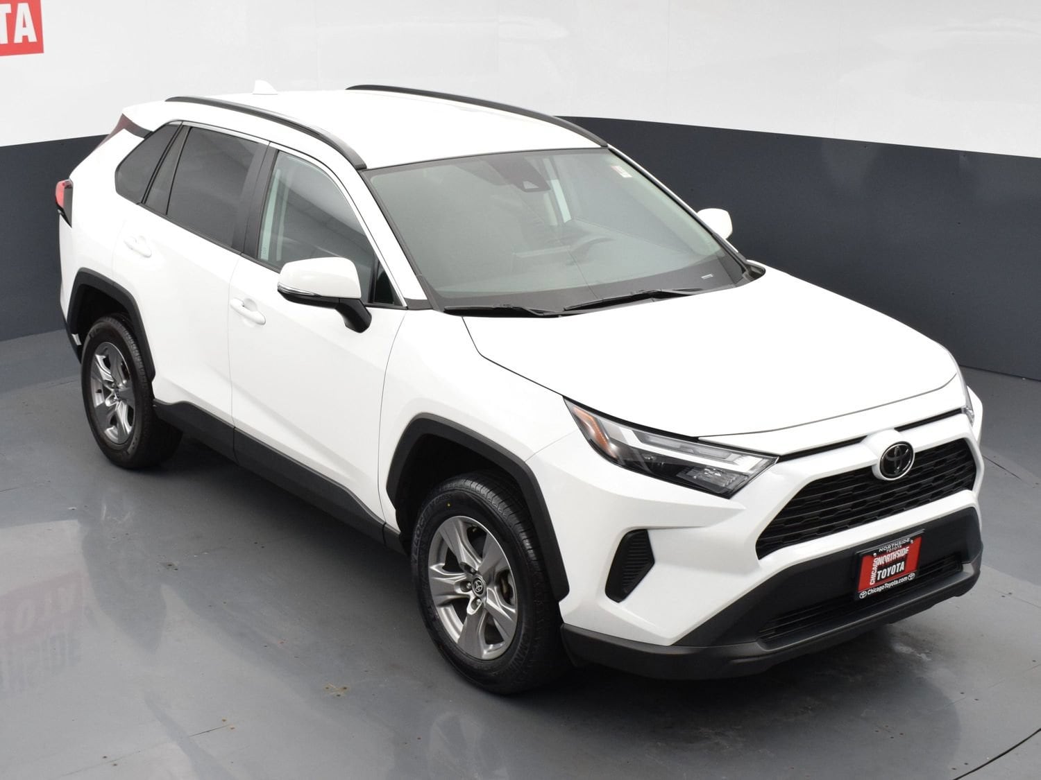 2024 Toyota RAV4 XLE - Photo 21