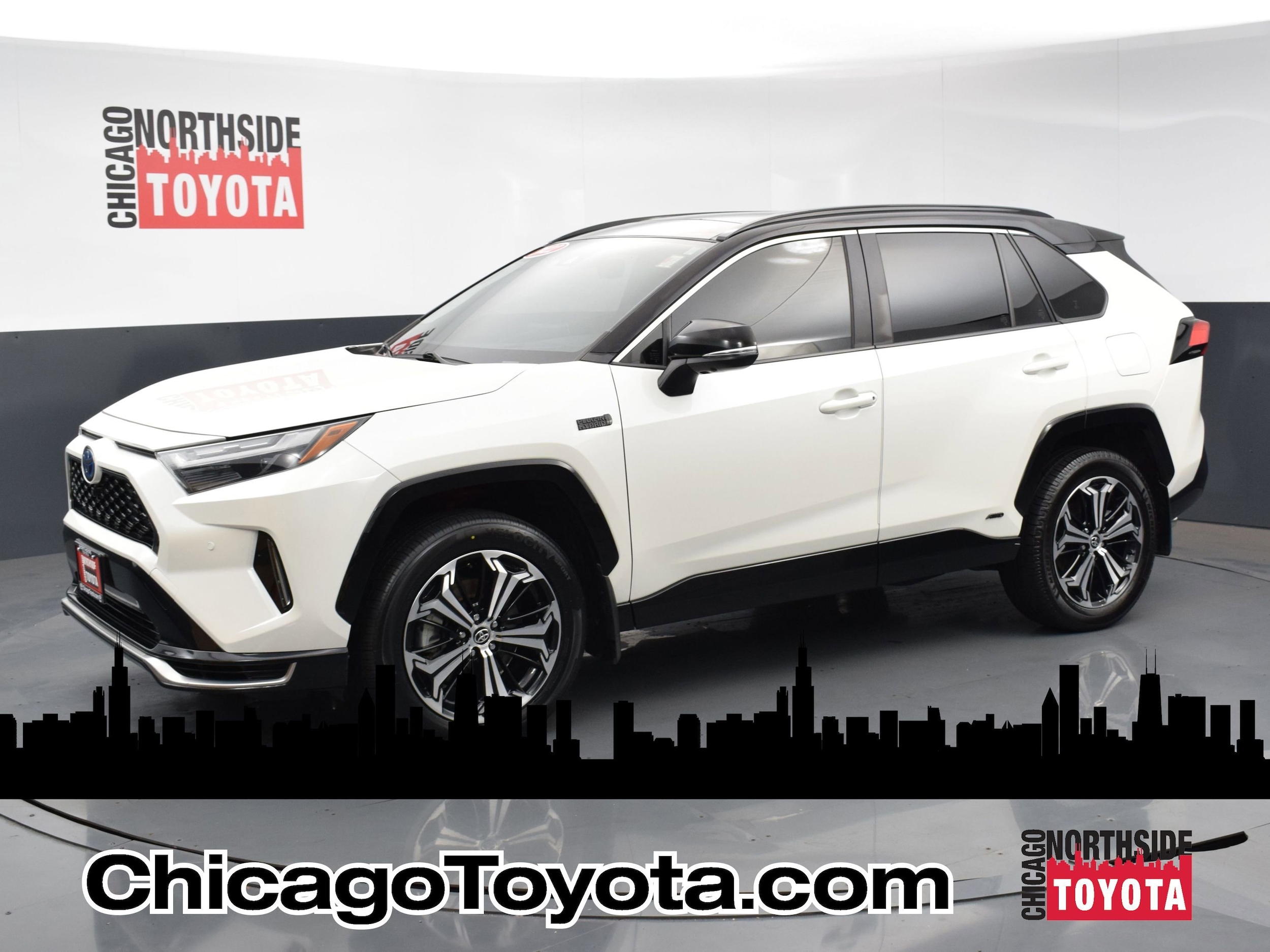 2022 Toyota RAV4 XSE's photo