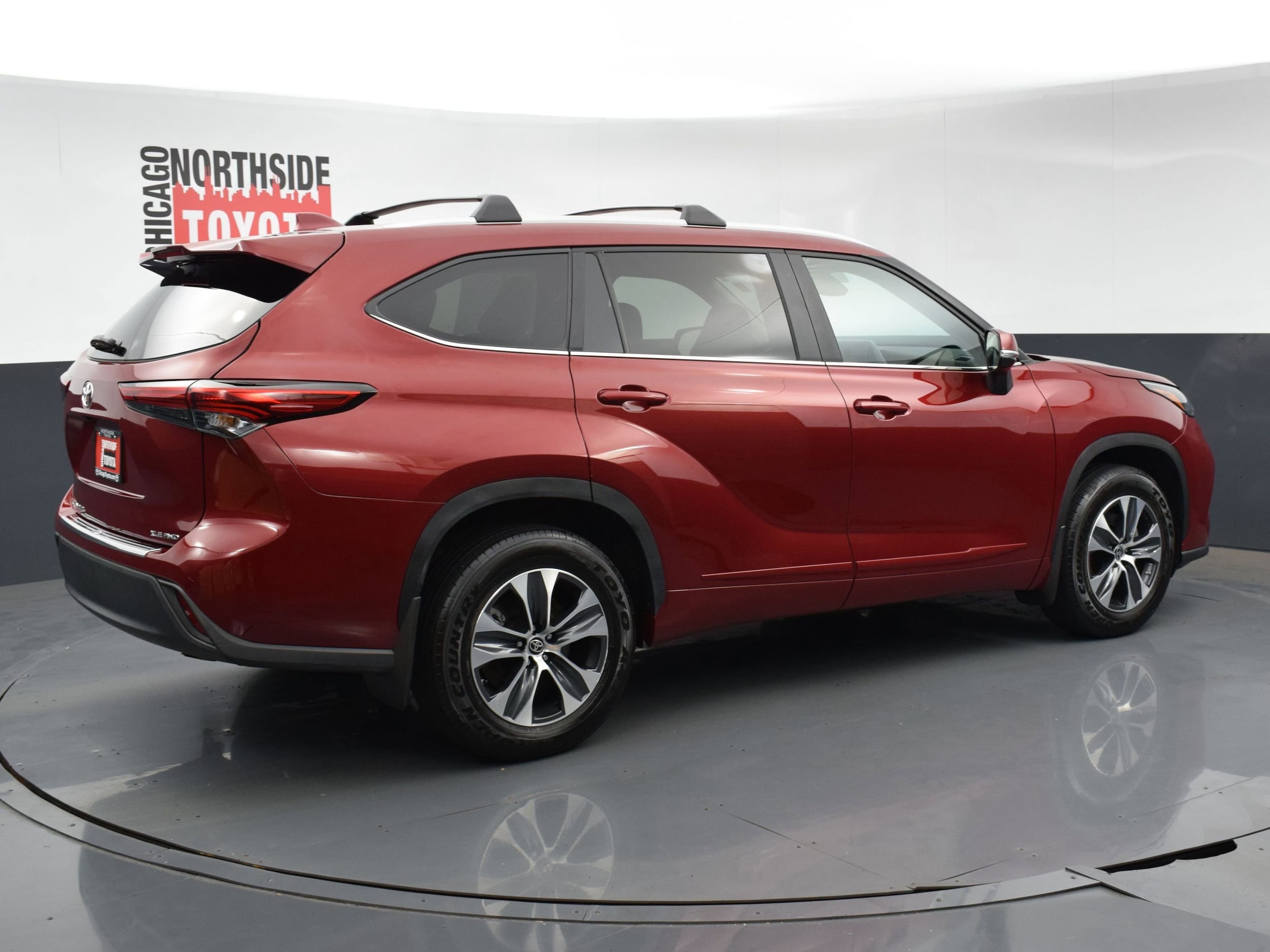 2023 Toyota Highlander XLE photo 4