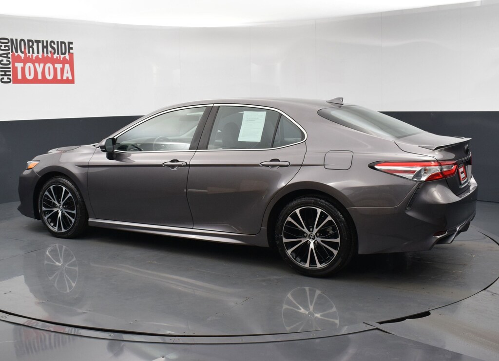 Used 2020 Toyota Camry SE Car