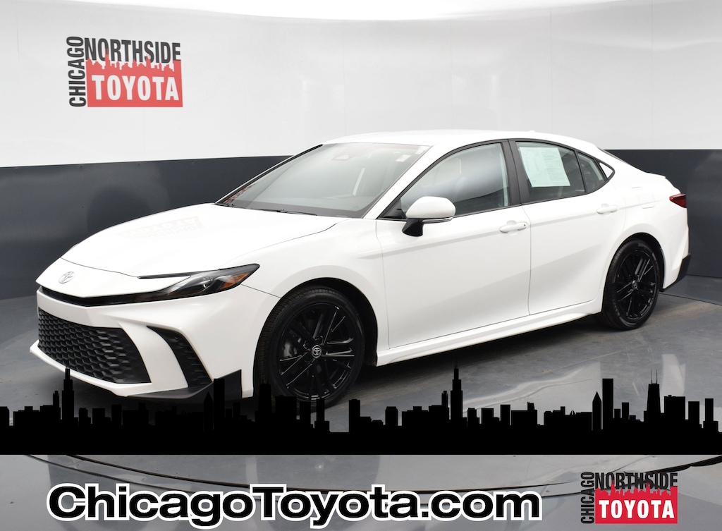 Used 2025 Toyota Camry SE Car
