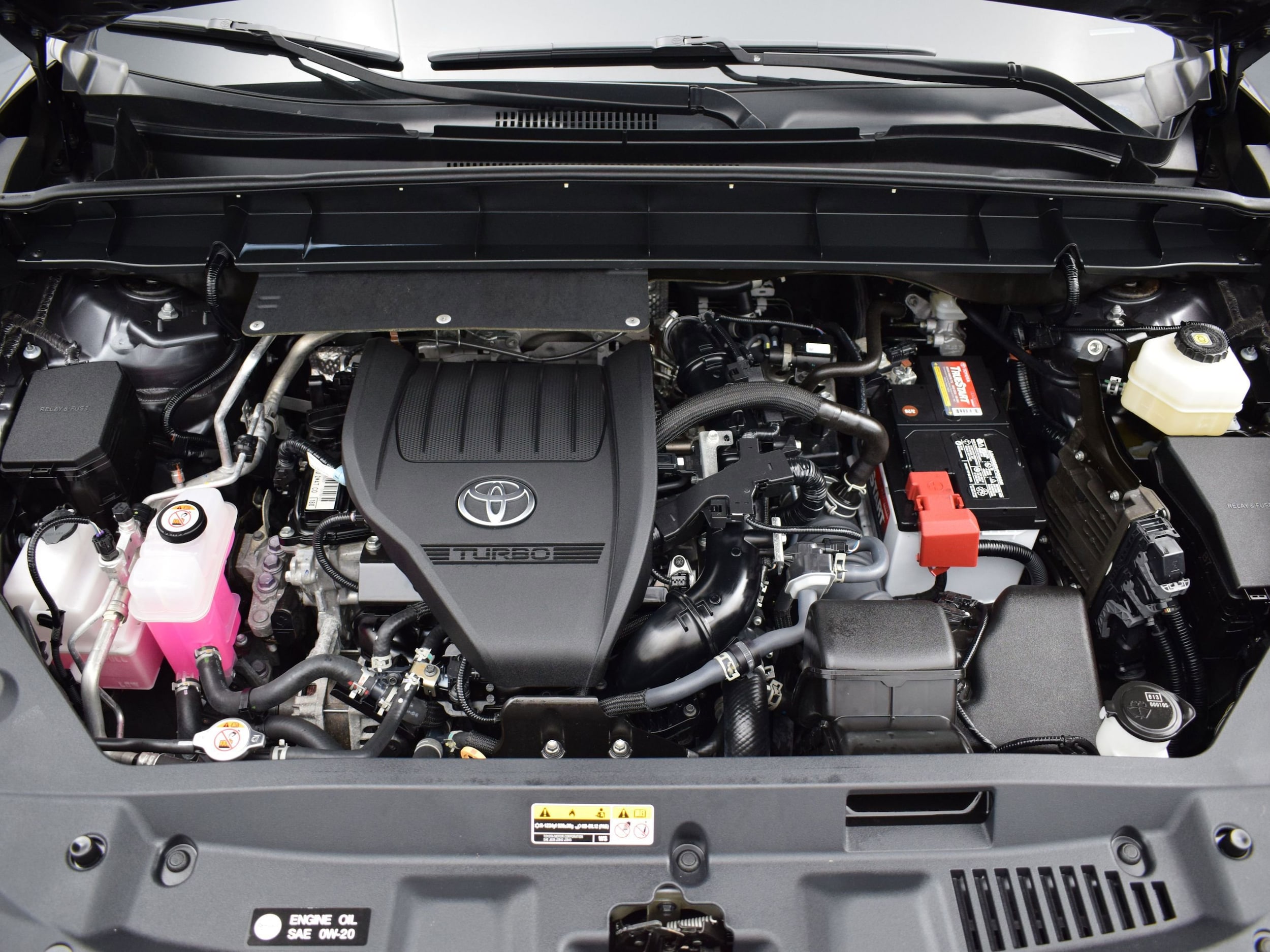 2024 Toyota Highlander LE - Photo 9