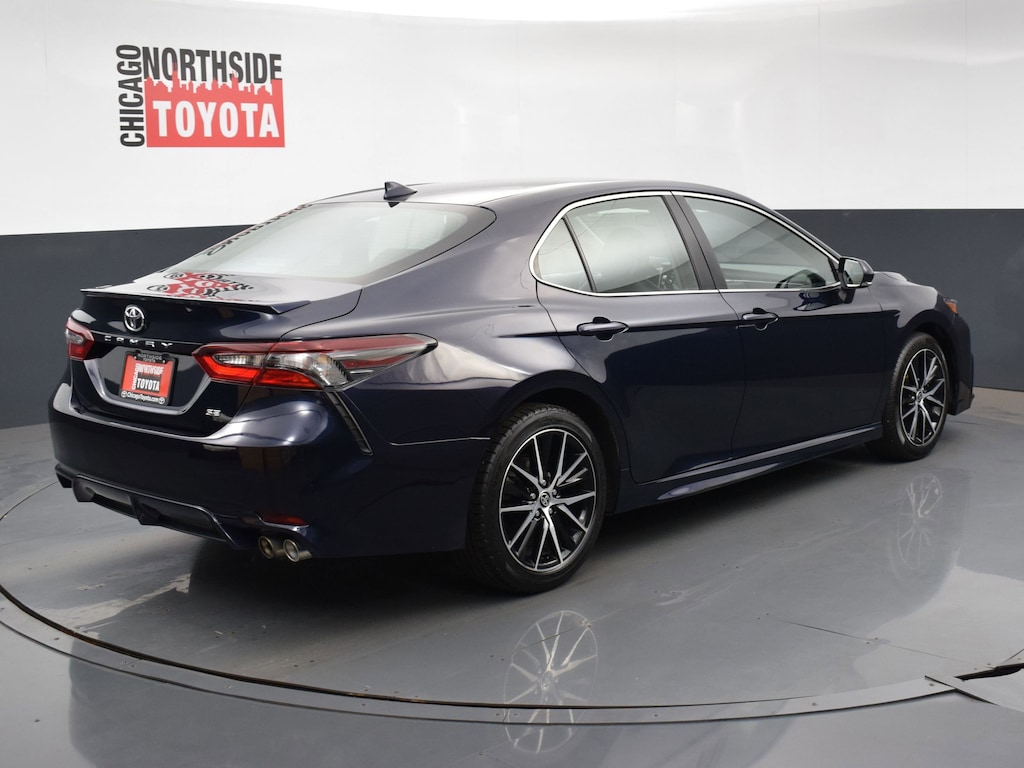 Used 2022 Toyota Camry SE Car