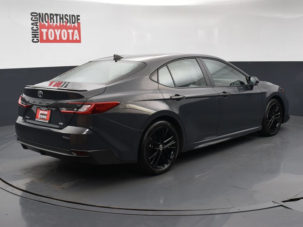 Used 2025 Toyota Camry SE Car