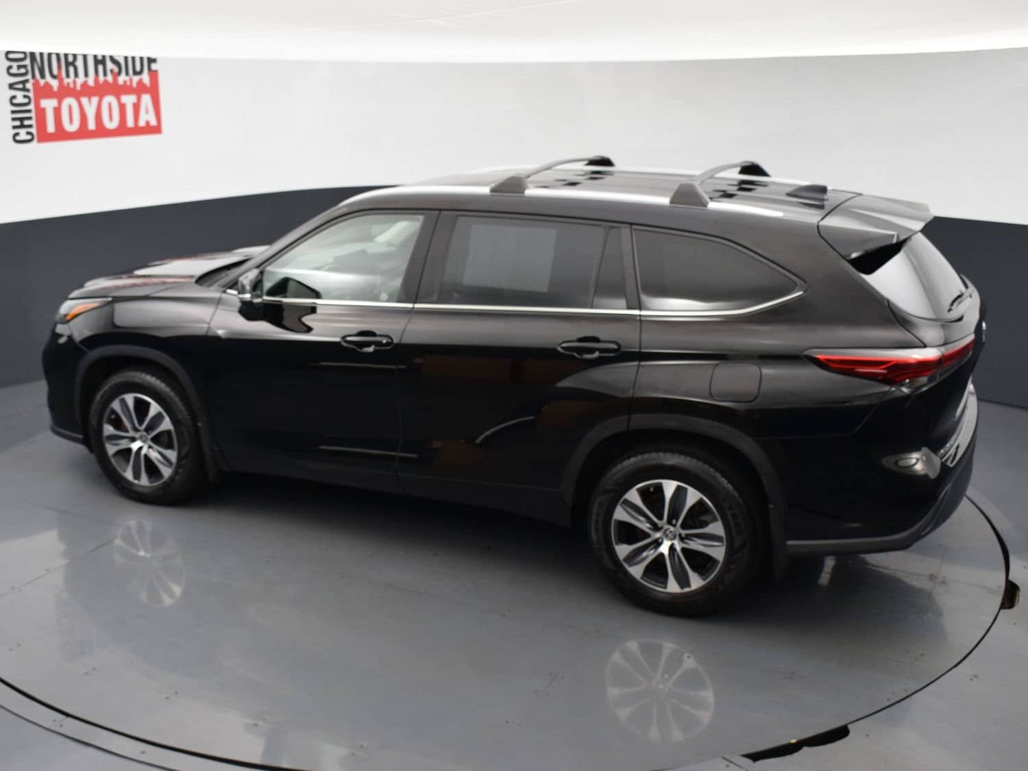 2023 Toyota Highlander XLE - Photo 23