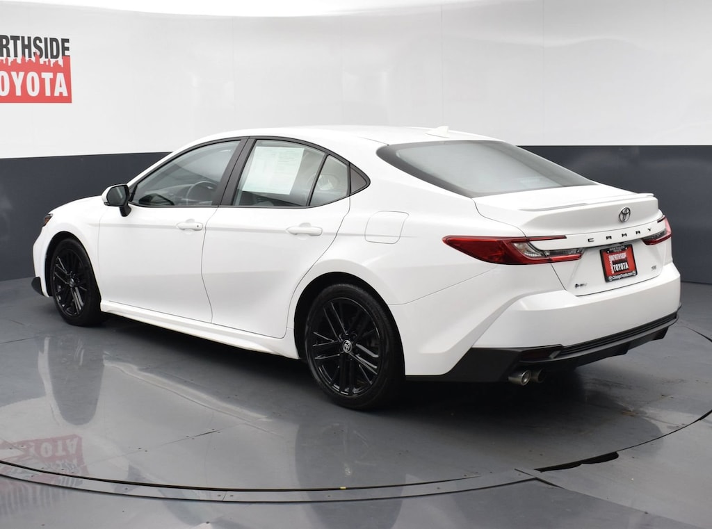 Used 2025 Toyota Camry SE Car