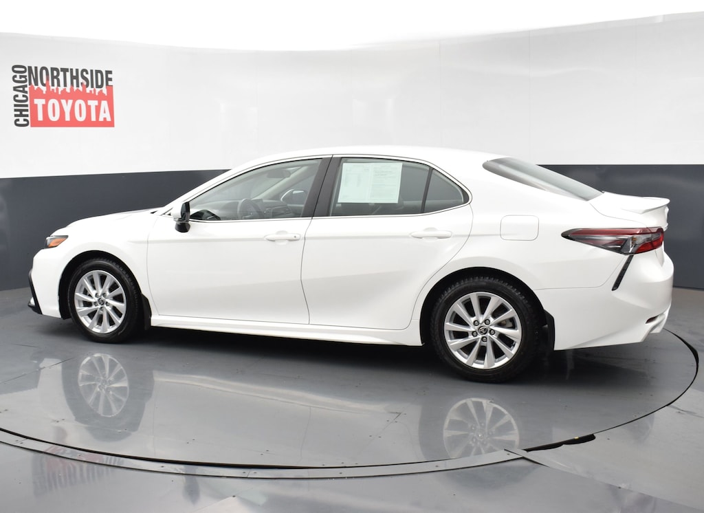 Used 2023 Toyota Camry SE Car