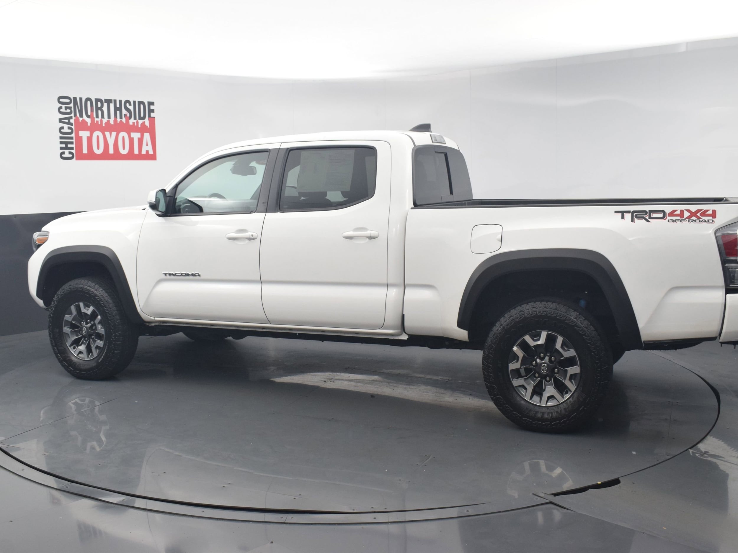 Certified 2022 Toyota Tacoma TRD Off Road with VIN 3TMDZ5BN2NM131786 for sale in Chicago, IL