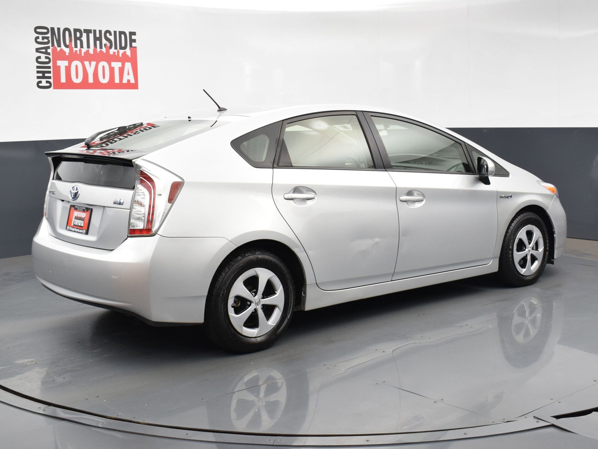 2014 Toyota Prius One photo 3