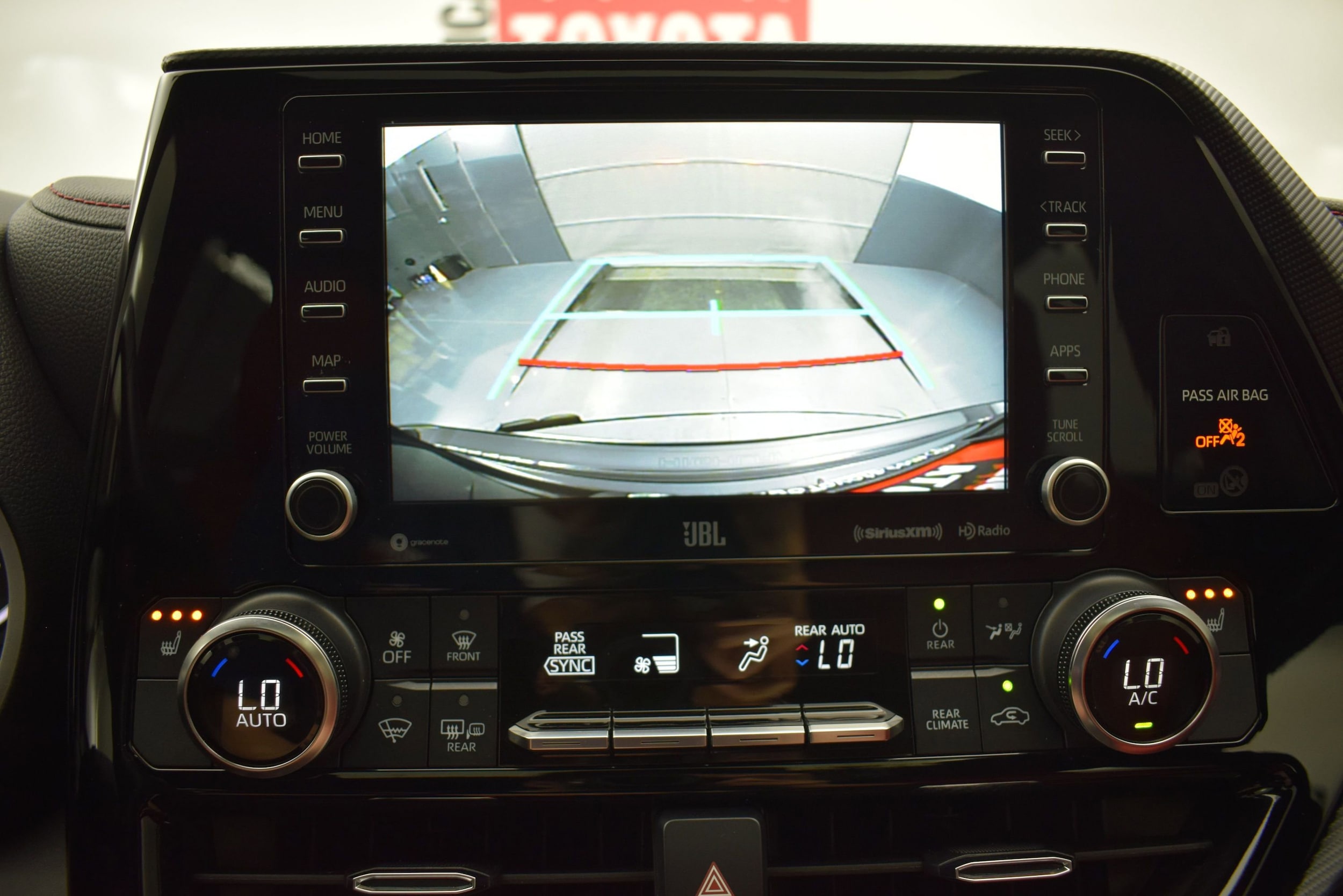 2022 Toyota Highlander XSE - Photo 19