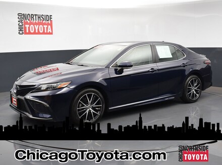 Featured Used 2022 Toyota Camry SE Car for Sale in Chicago, IL