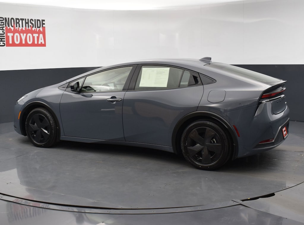 Used 2025 Toyota Prius LE Hatchback