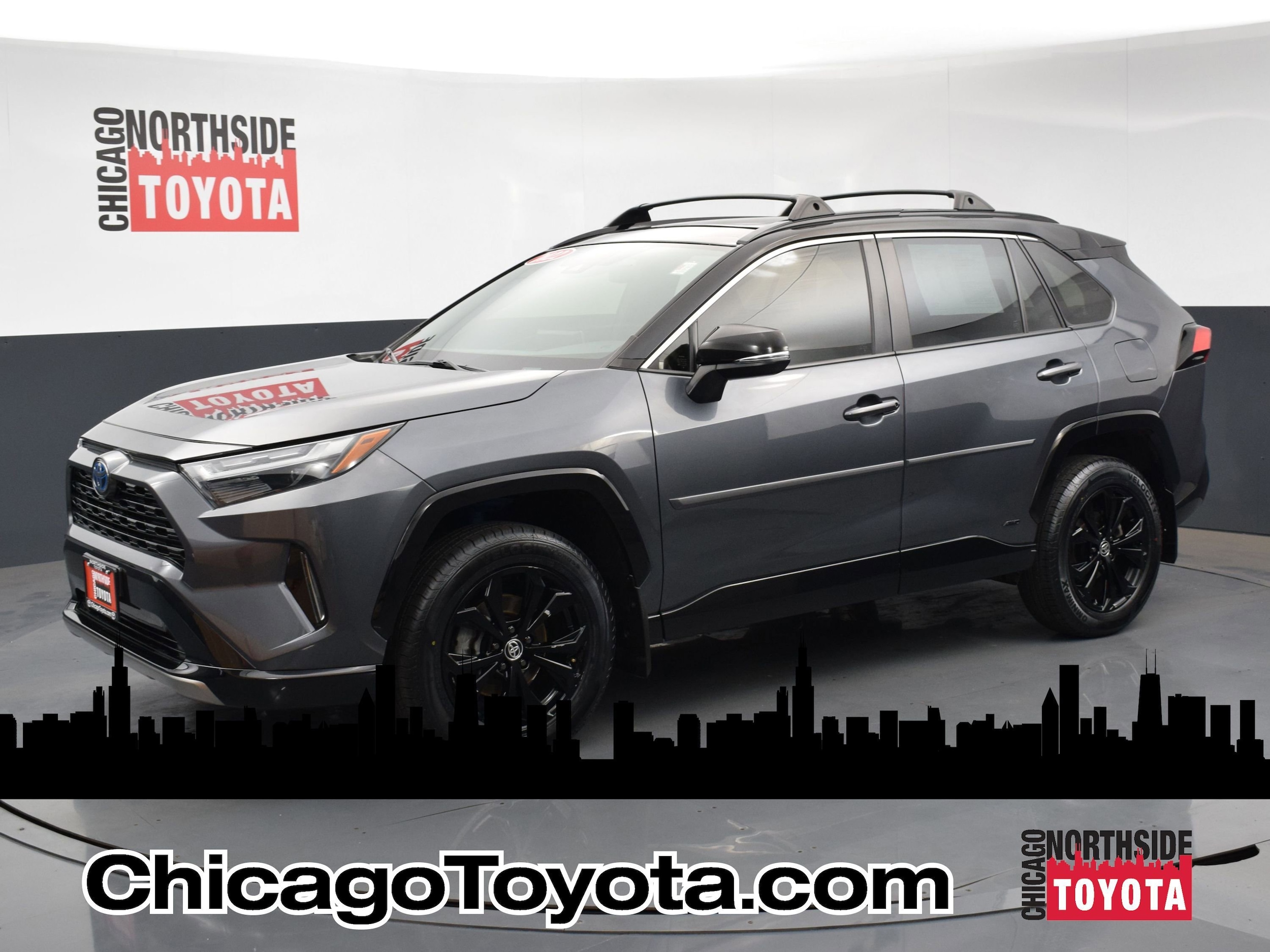 2022 Toyota RAV4 XSE's photo