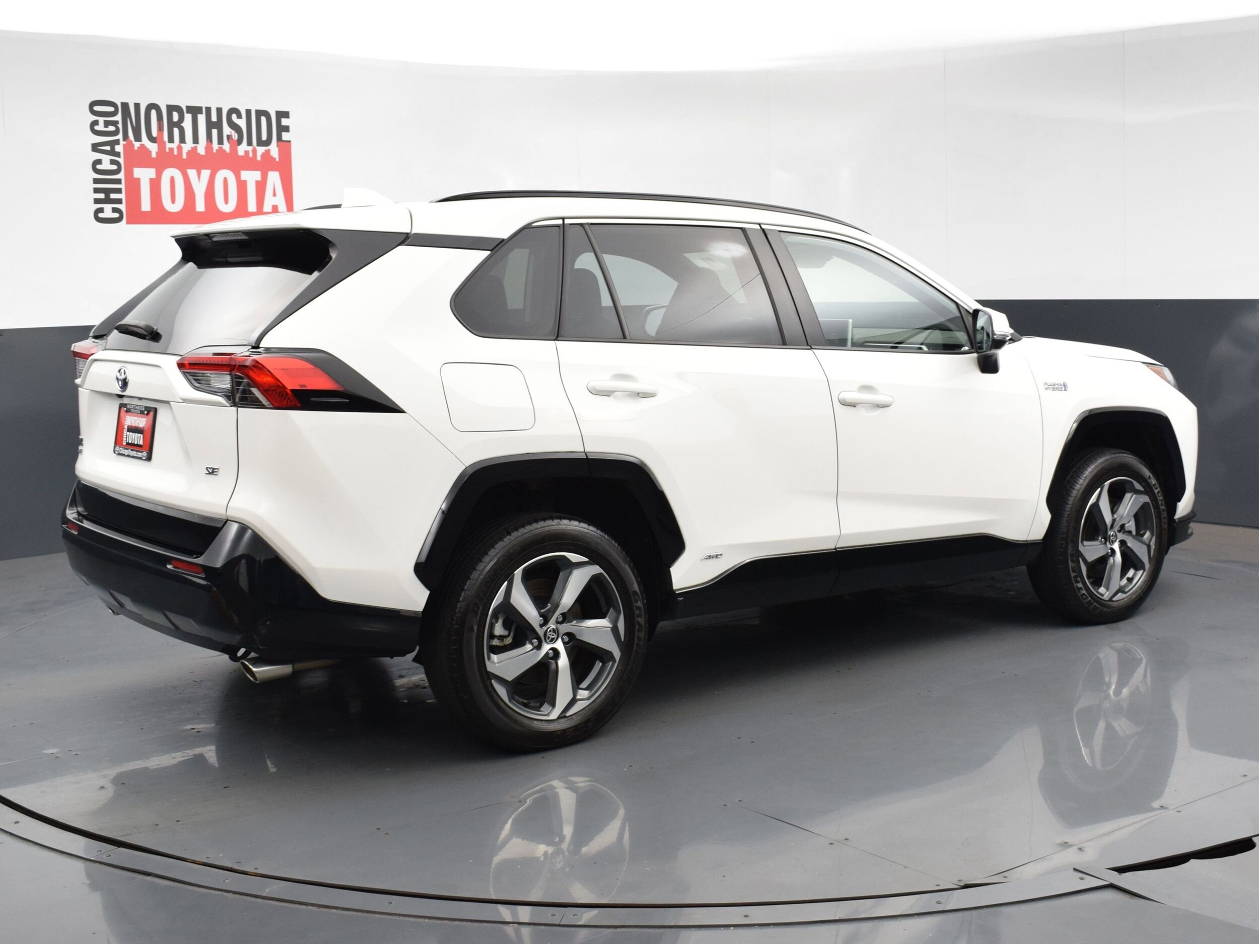 2023 Toyota RAV4 Prime SE photo 2