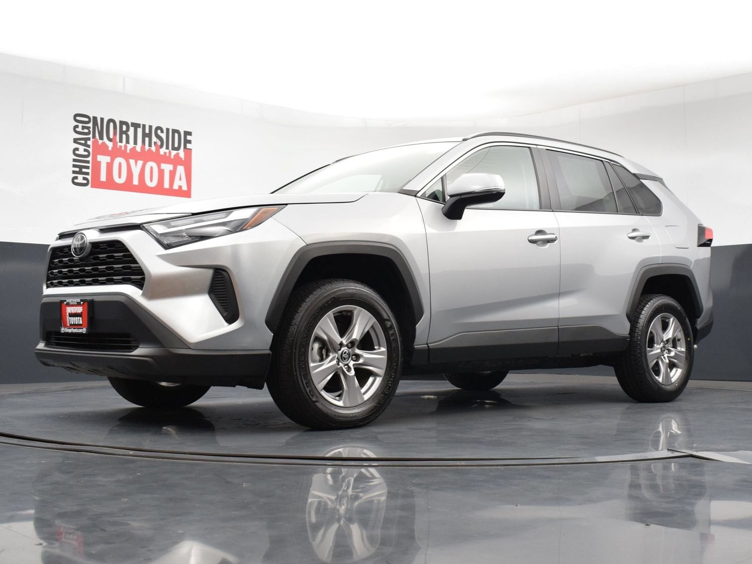 2025 Toyota RAV4 XLE - Photo 30
