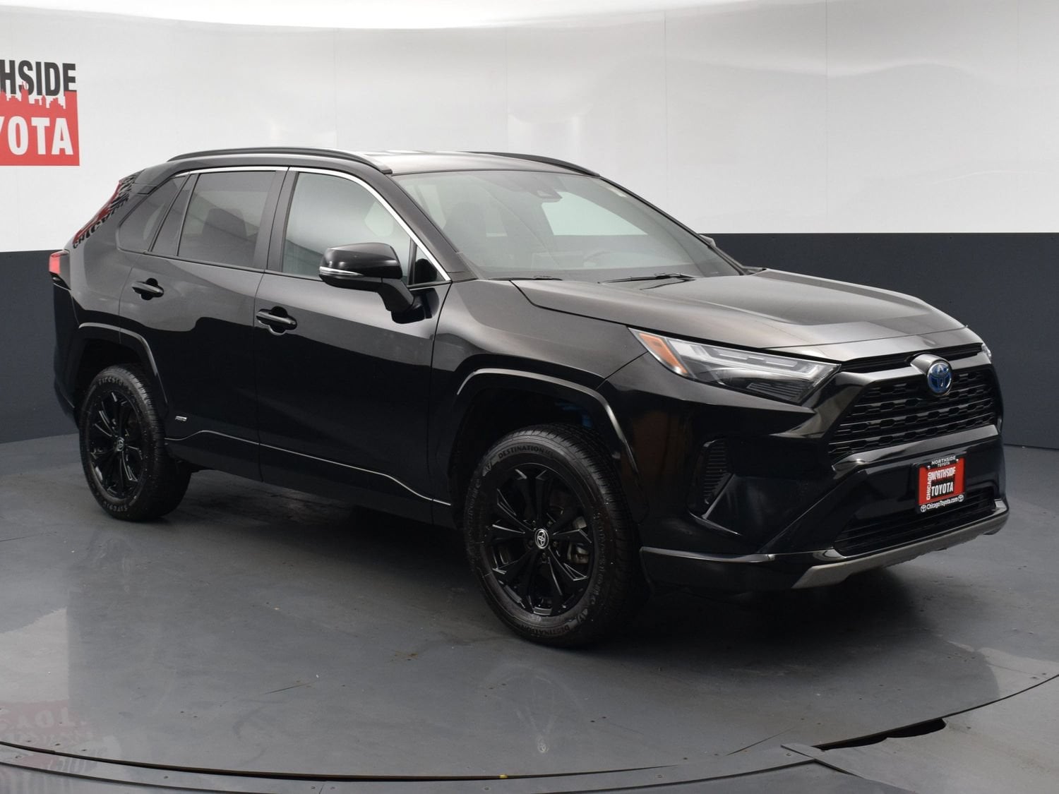 2024 Toyota RAV4 SE - Photo 6
