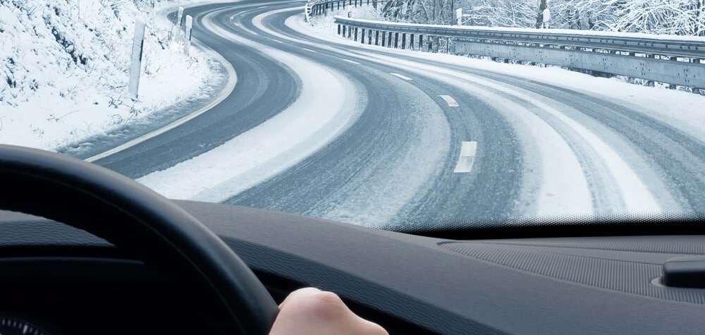 Winter Driving_82191978.jpg