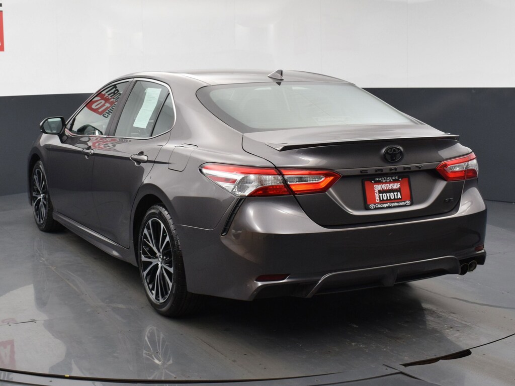 Used 2020 Toyota Camry SE Car