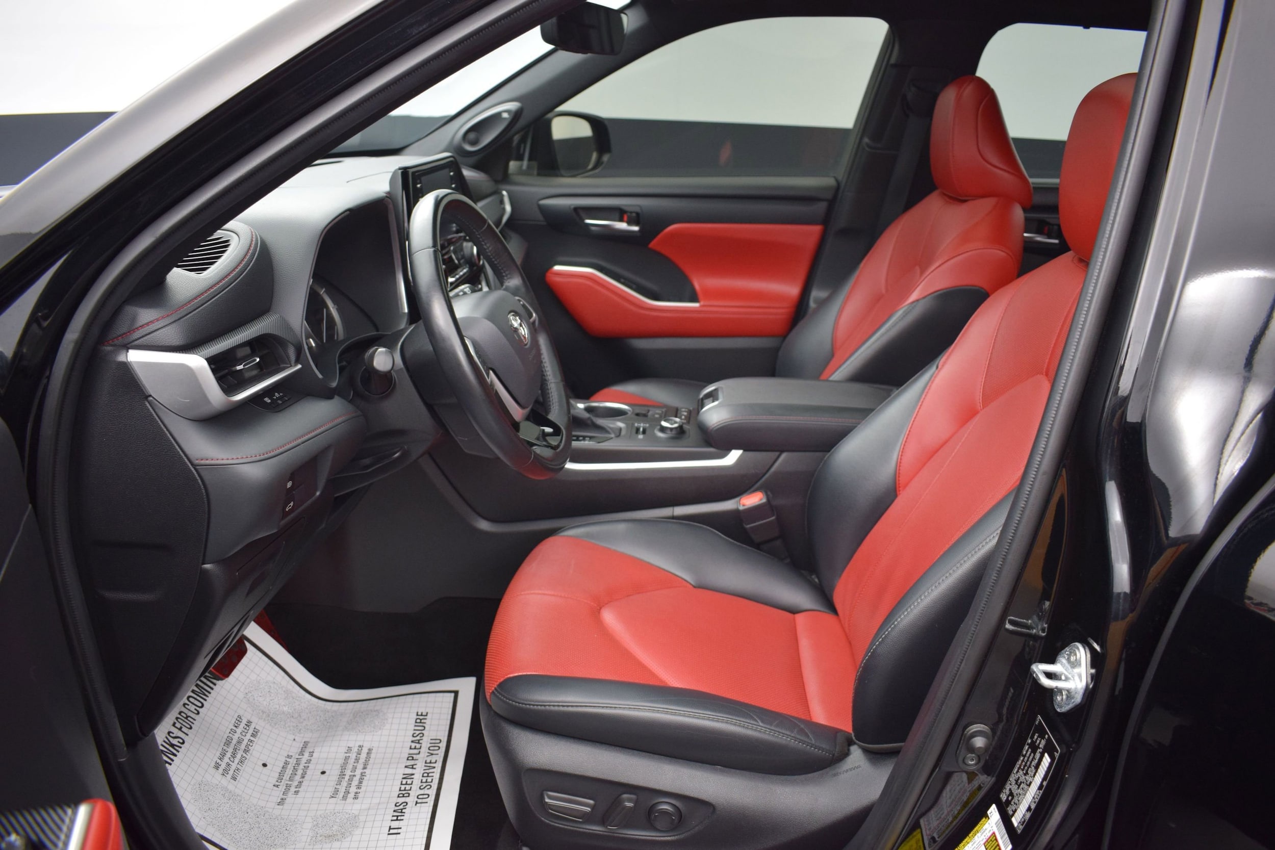 2022 Toyota Highlander XSE - Photo 16