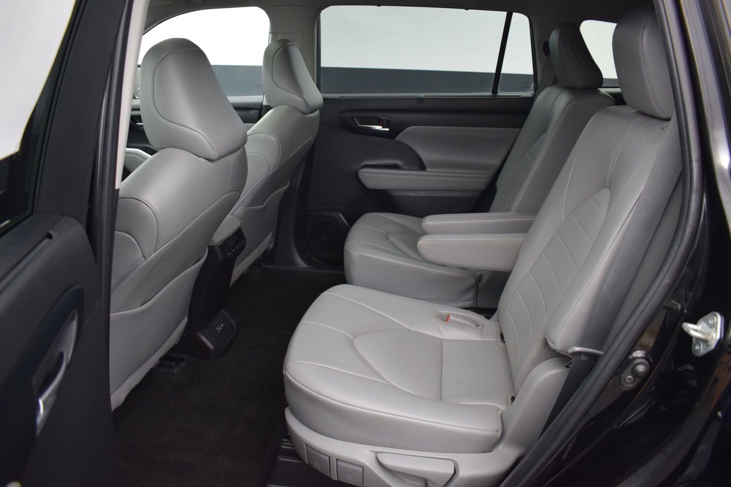 2023 Toyota Highlander XLE - Photo 15