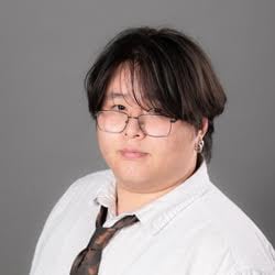 Staff member Darian Truong from ID_0ee819247861