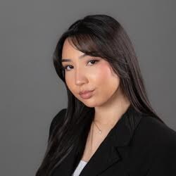 Staff member Isabel Diaz from ID_1fe10cef2f65