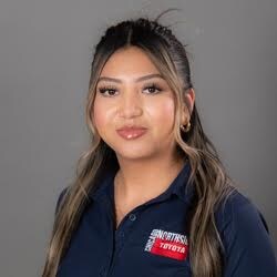 Staff member Jocelyn Nava from ID_5a7522d733b5