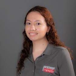 Staff member Gabriela Torres from ID_0ee819247861