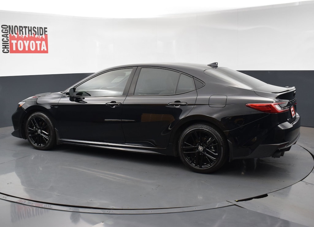 Used 2025 Toyota Camry SE Car