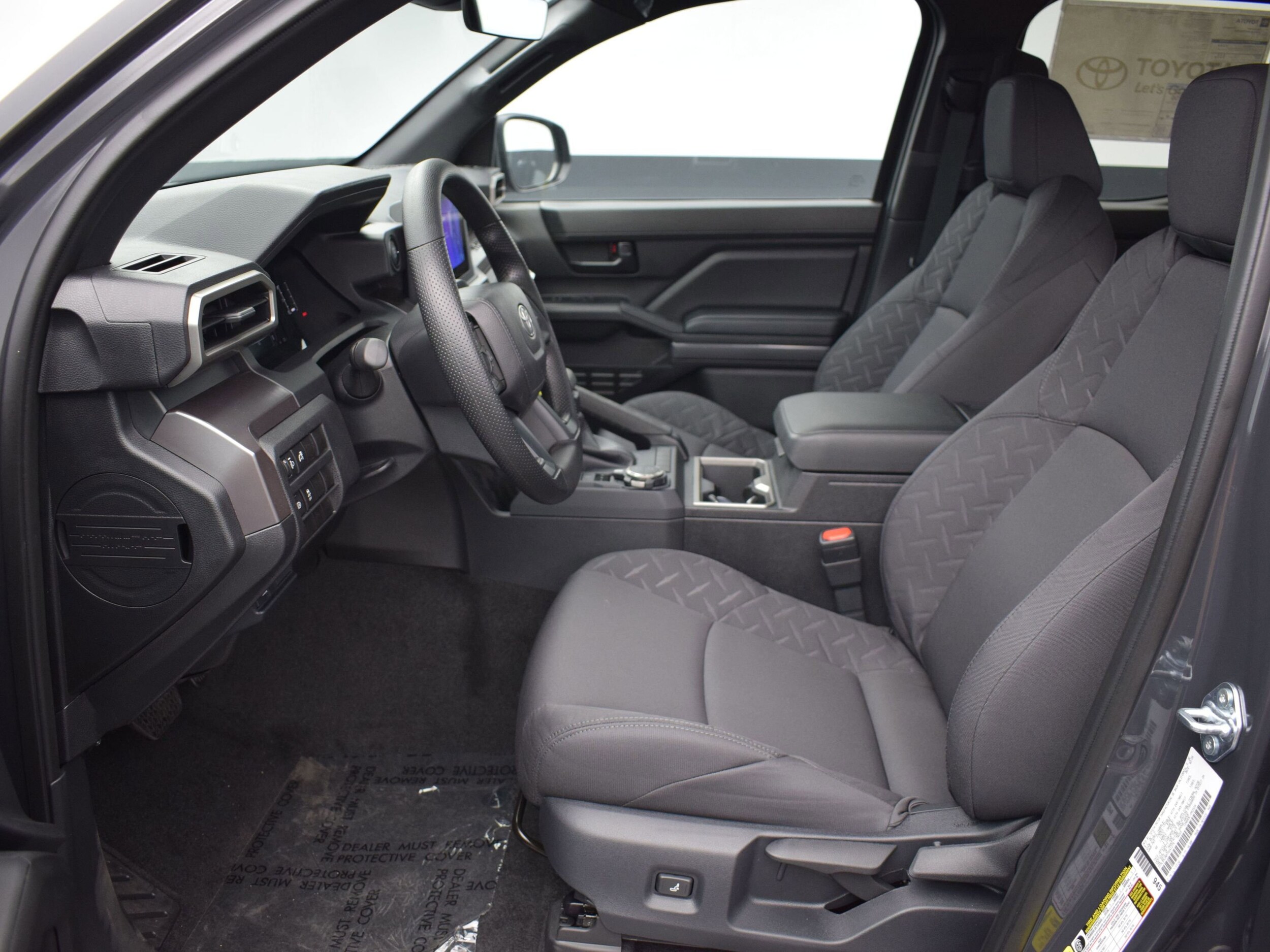 2026 Toyota Tacoma SR5 - Photo 13