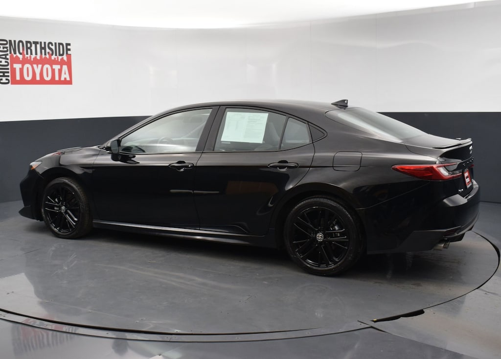 Used 2025 Toyota Camry SE Car