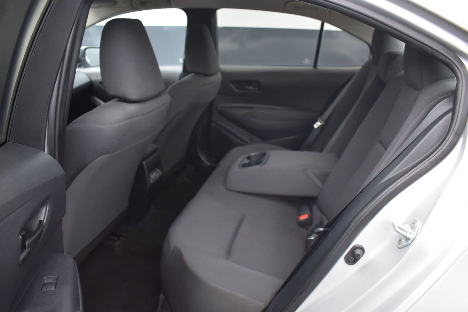 2023 Toyota Corolla LE - Photo 12