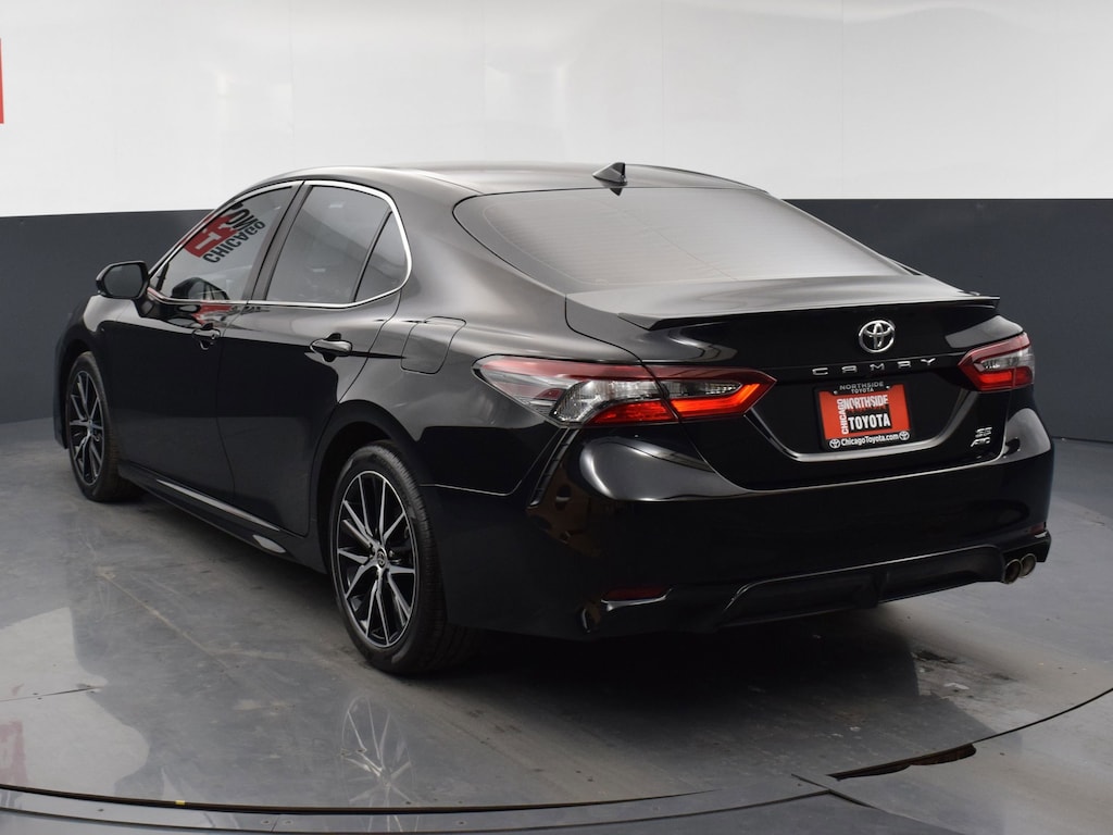 Used 2023 Toyota Camry SE Car