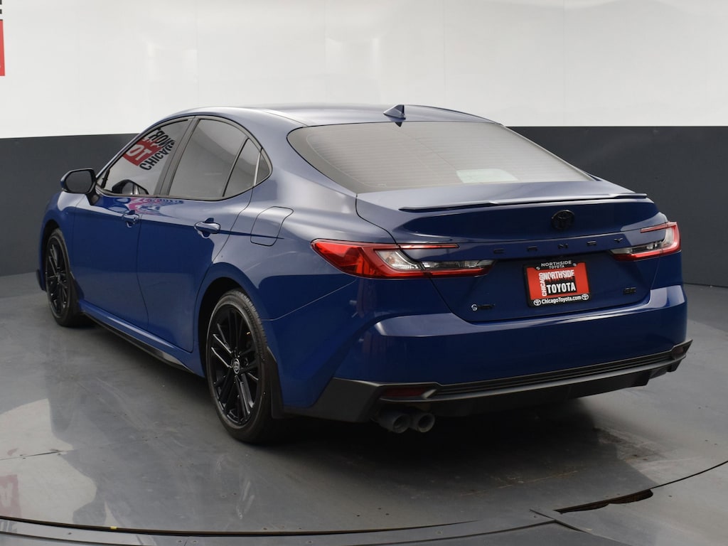 Used 2025 Toyota Camry SE Car