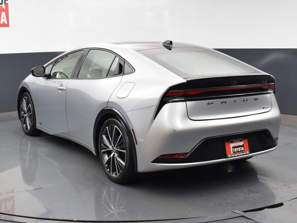 Used 2023 Toyota Prius XLE Hatchback